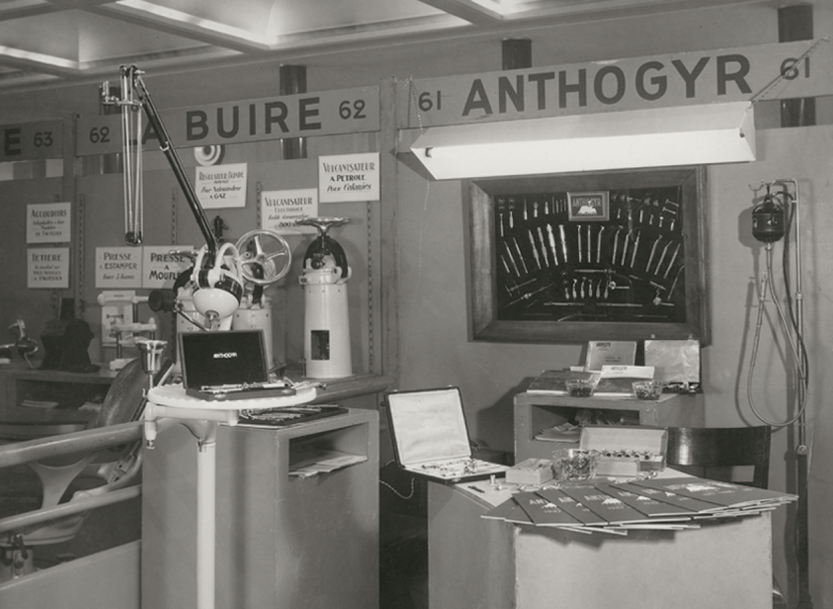 1949 : Anthogyr stellt alles her – mit ausnahme des zahnarztstuhls
